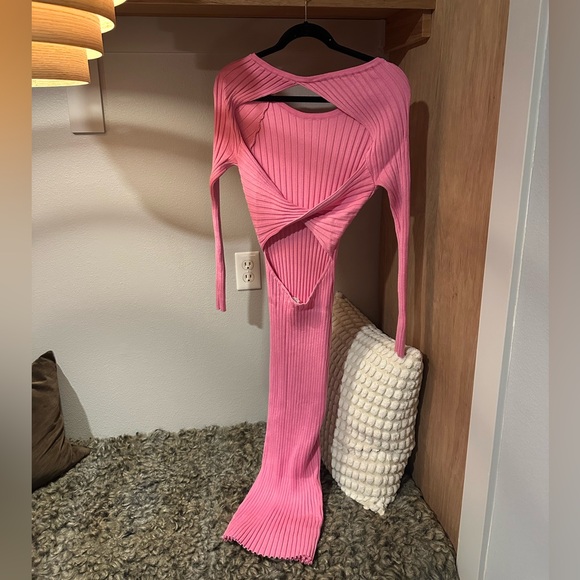 Pink Ribbed Knit Dress - Picture 3 of 4